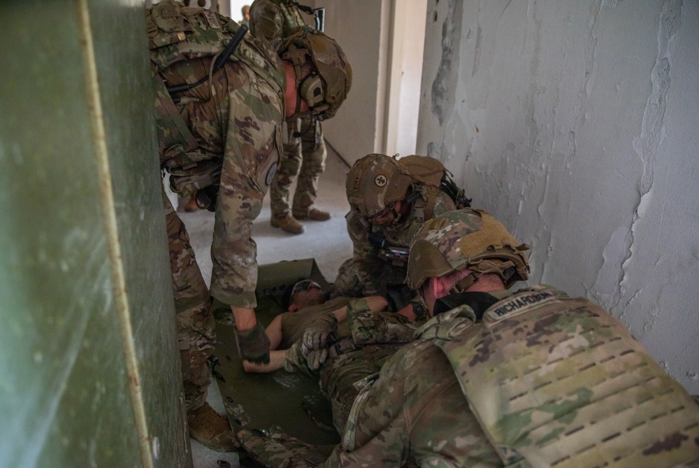 2CR Soldiers execute room clearing readiness training during Saber Guardian 25
