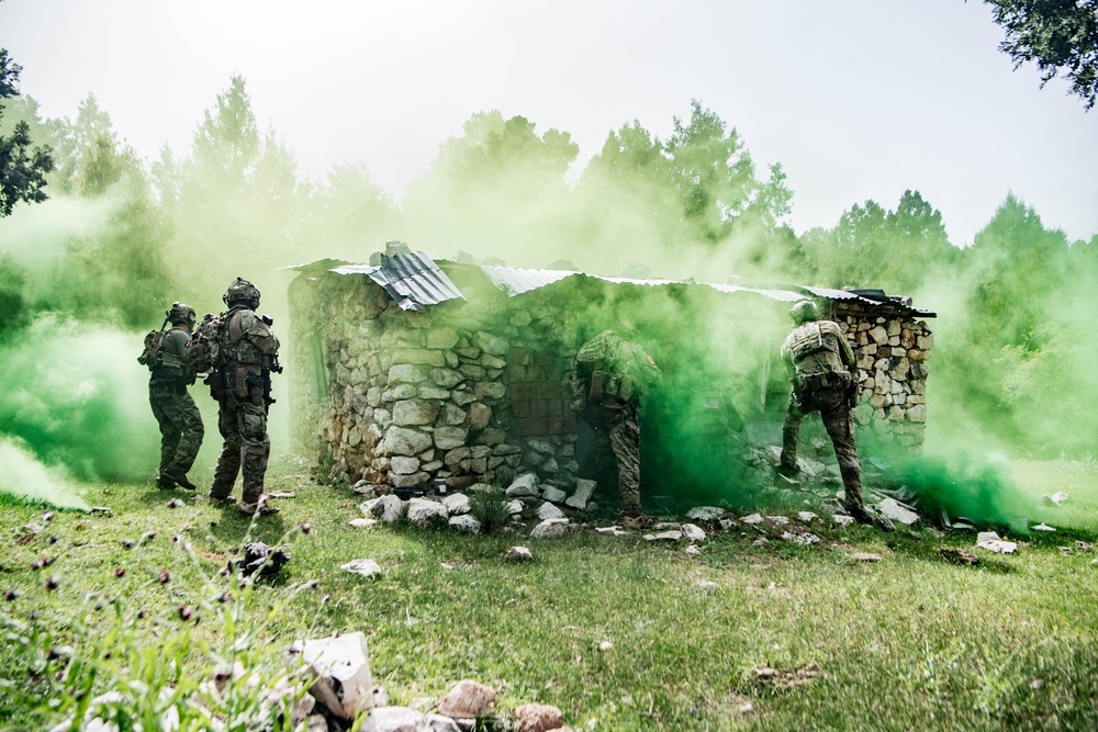 U.S. Navy SEAL and Turkish Naval Special Operation Forces Training