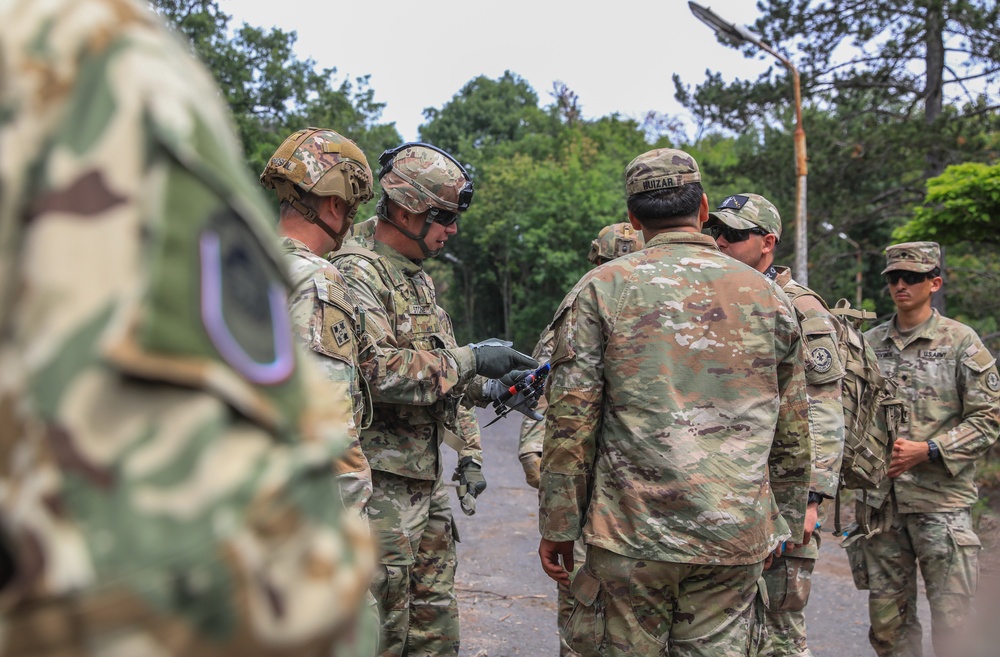 Brig. Gen. Andrew B. Stone visits 2CR Soldier during Saber Guardian 25