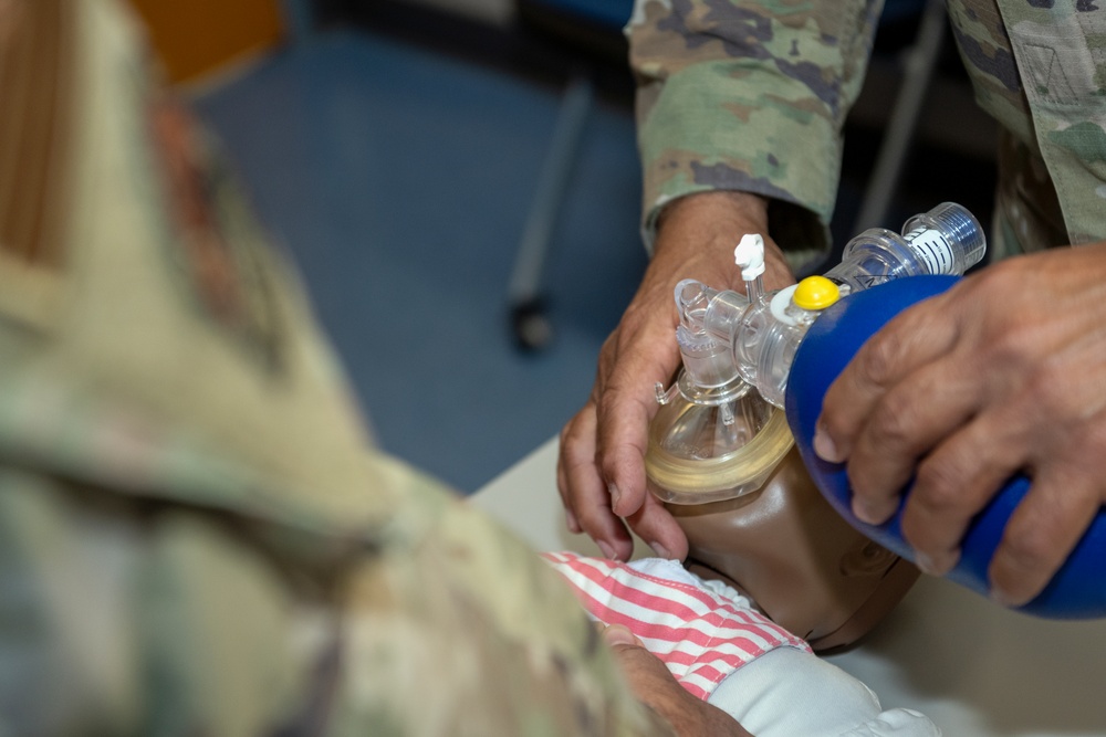 156th MDG trains with 101st MDG