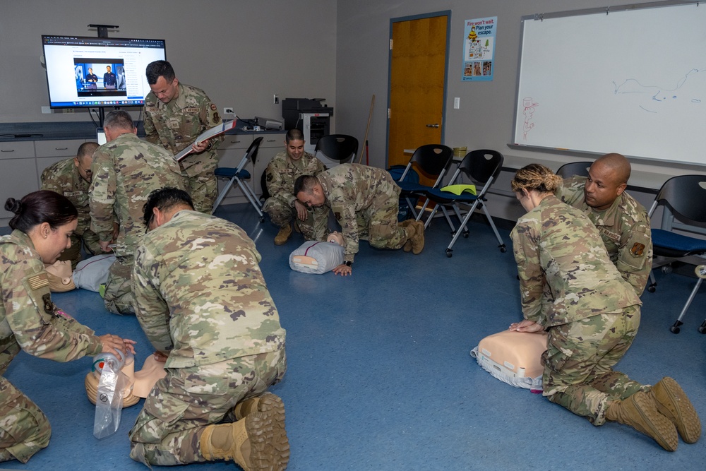 156th MDG trains with 101st MDG