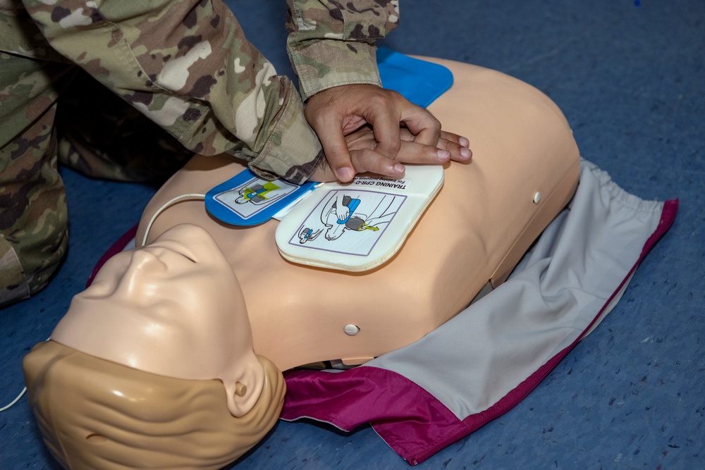 156th MDG trains with 101st MDG