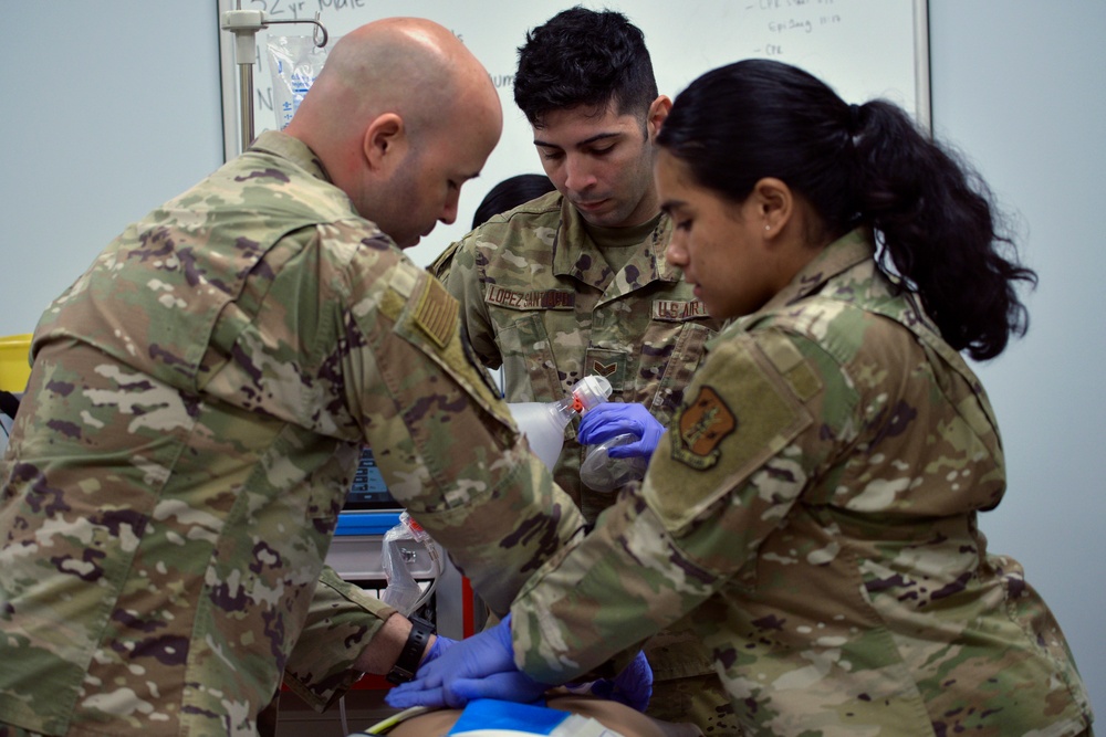 156th MDG trains with 101st MDG