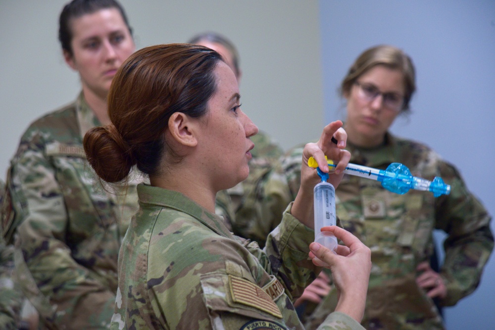 156th MDG trains with 101st MDG