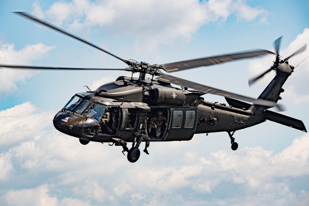 U.S. Navy SEAL and Turkish Naval Special Operation Forces Training