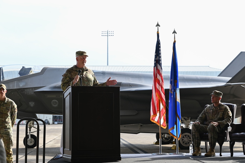 33rd Maintenance Group change of command