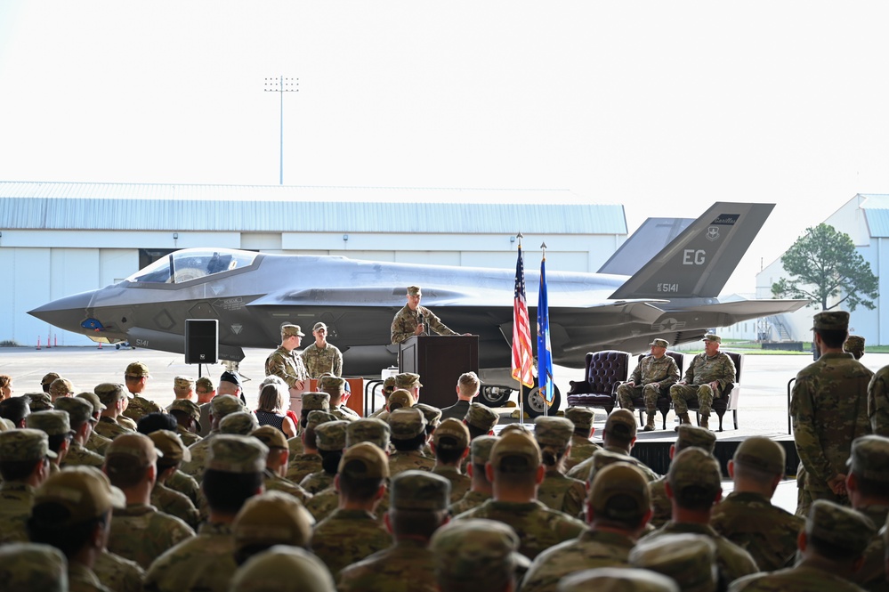 33rd Maintenance Group change of command
