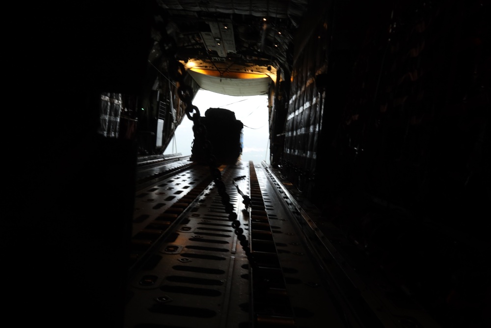 2nd Distribution Support Battalion Conducts Air Delivery
