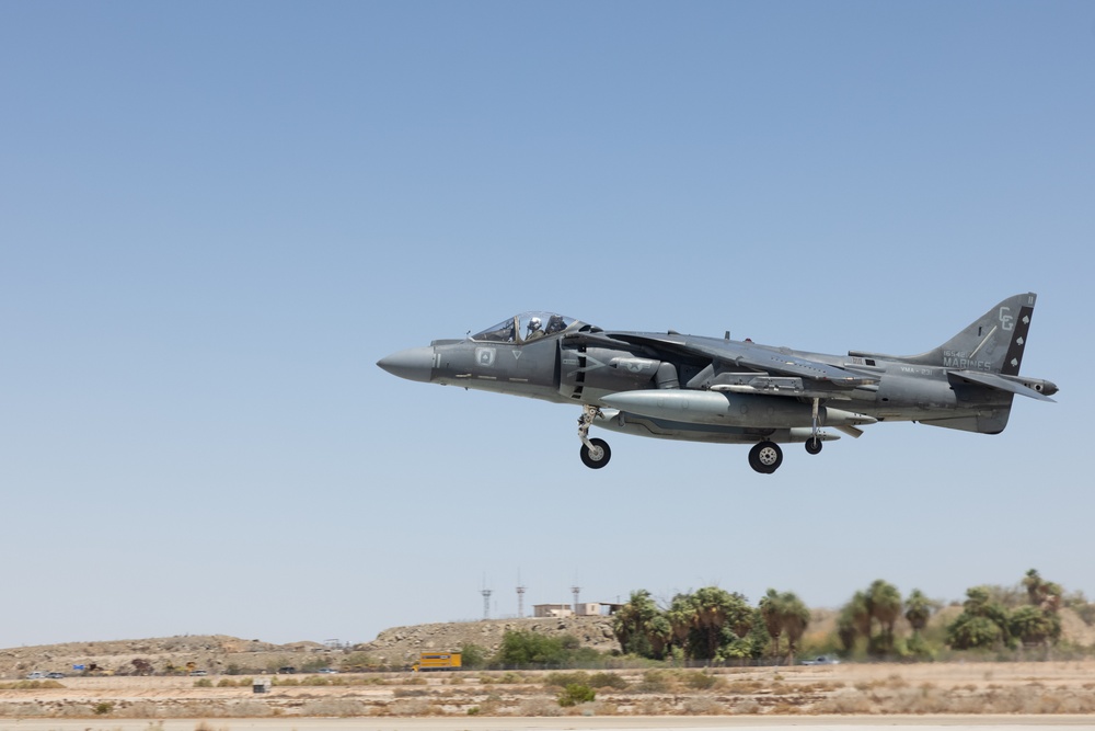 MCAS Yuma Receives Harrier for Display