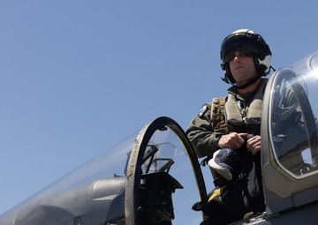 MCAS Yuma Receives Harrier for Display