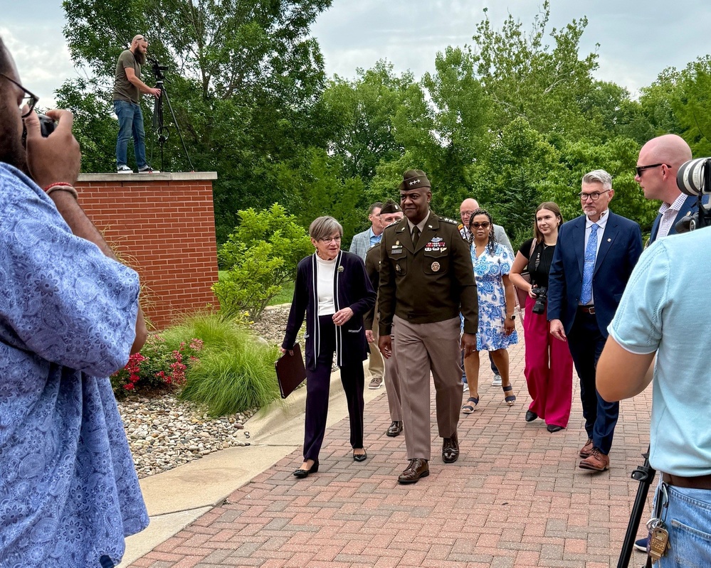 Munson leaders join Kansas Governor for Army Birthday Proclamation