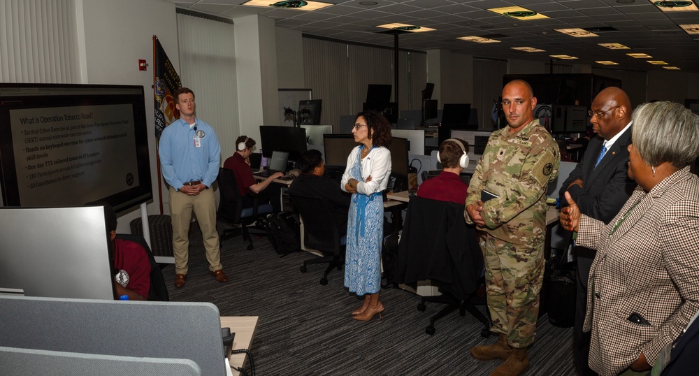 Chief Information Officer for the Department of Defense visits the North Carolina National Guard