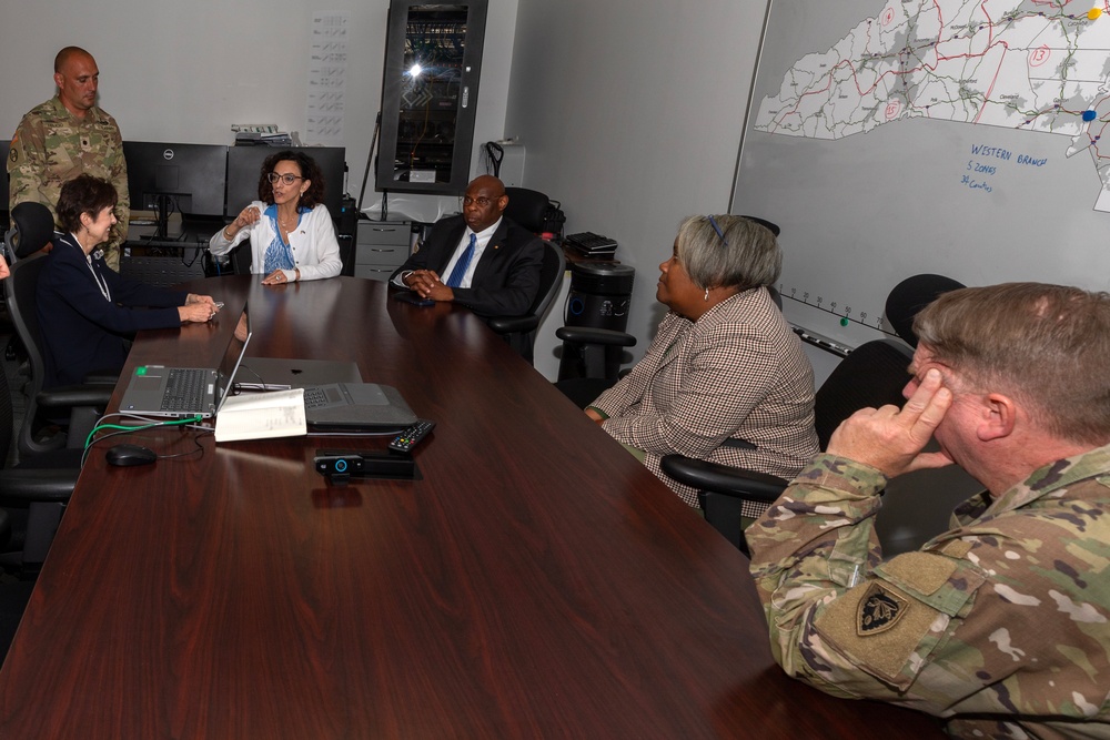 Chief Information Officer for the Department of Defense visits the North Carolina National Guard