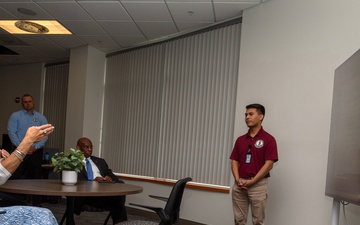 Chief Information Officer for the Department of Defense visits the North Carolina National Guard