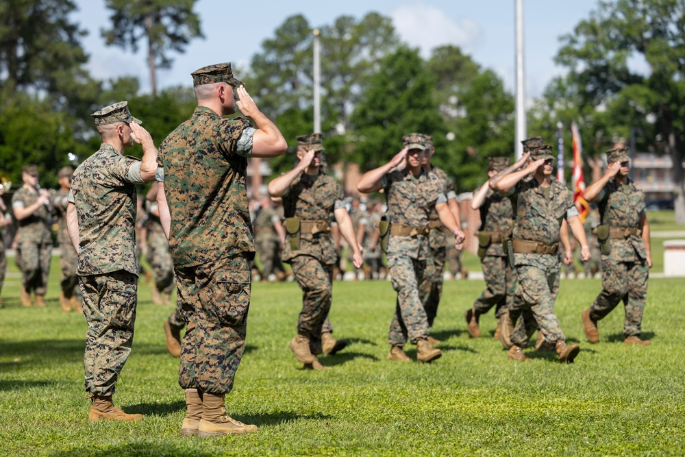 Marine Wing Headquarters Squadron 2 change of command ceremony