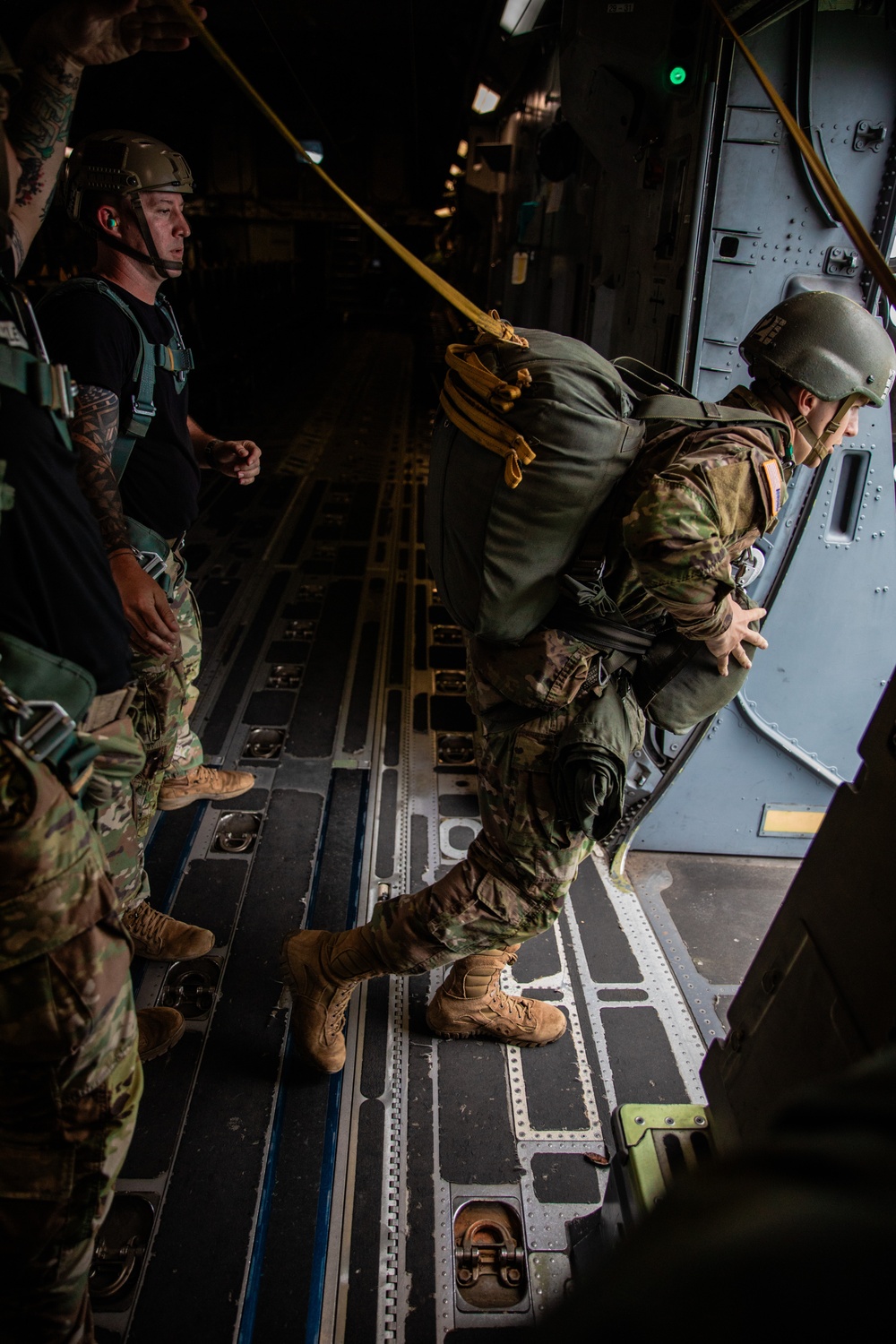 BASIC AIRBORNE SCHOOL (Jump Week)