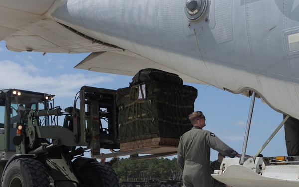 2nd Distribution Support Battalion Conducts Air Delivery