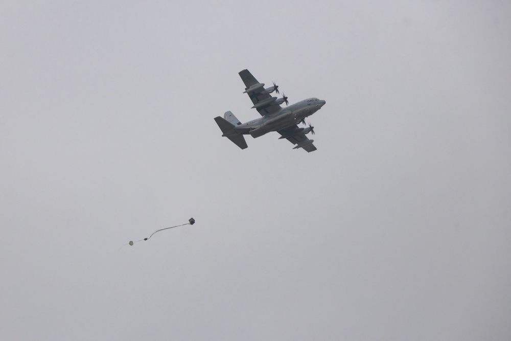 2nd Distribution Support Battalion Conducts Air Delivery