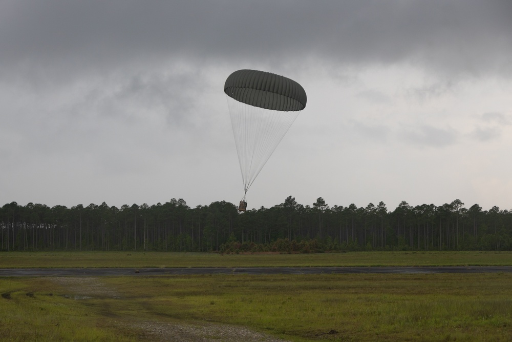 2nd Distribution Support Battalion Conducts Air Delivery