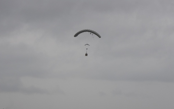 2nd Distribution Support Battalion Conducts Air Delivery