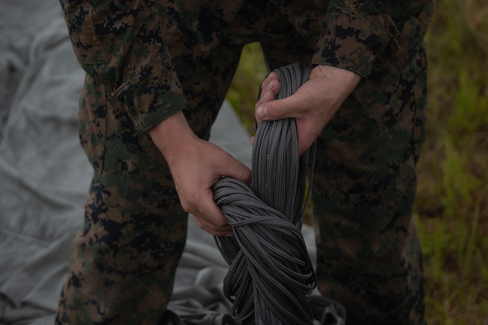 2nd Distribution Support Battalion Conducts Air Delivery