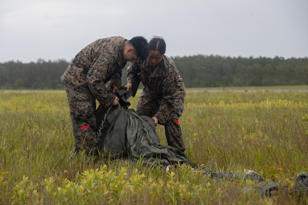 2nd Distribution Support Battalion Conducts Air Delivery