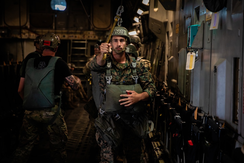 BASIC AIRBORNE SCHOOL (Jump Week)
