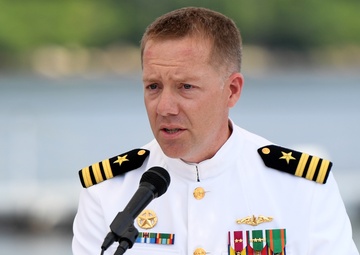 USS Indiana (SSN 789) changes command