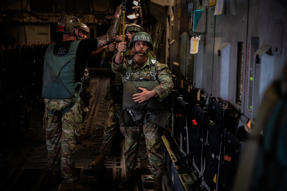 BASIC AIRBORNE SCHOOL (Jump Week)