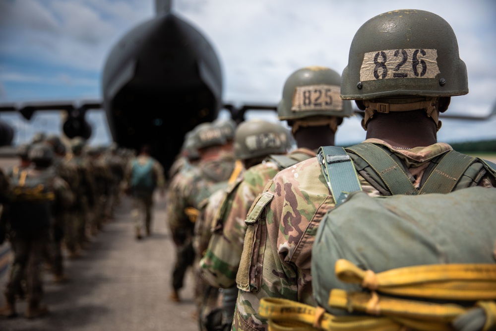 BASIC AIRBORNE SCHOOL (Jump Week)