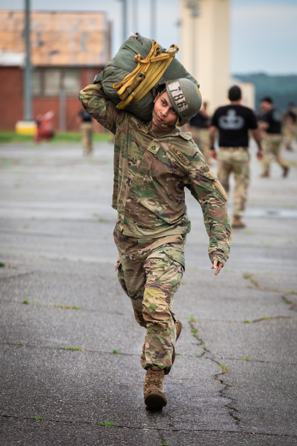 BASIC AIRBORNE SCHOOL (Jump Week)