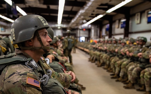 BASIC AIRBORNE SCHOOL (Jump Week)