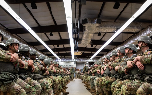 BASIC AIRBORNE SCHOOL (Jump Week)