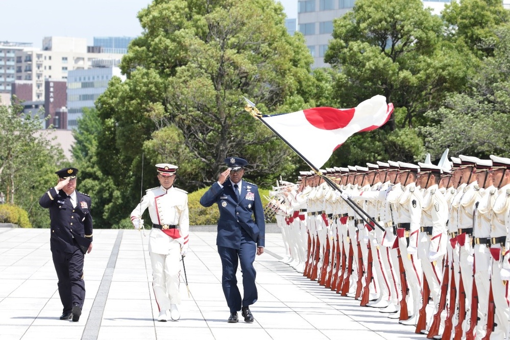 Top U.S. military logistics general visits Japan during Indo-Pacific tour