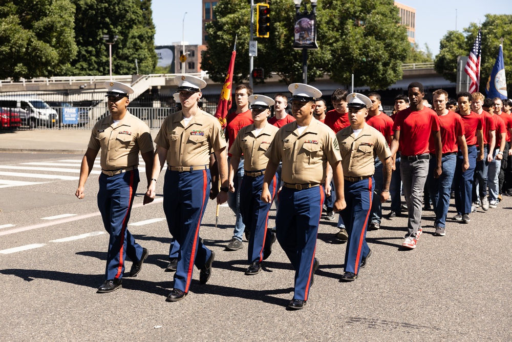 Portland Fleet Week: Grand Floral Parade