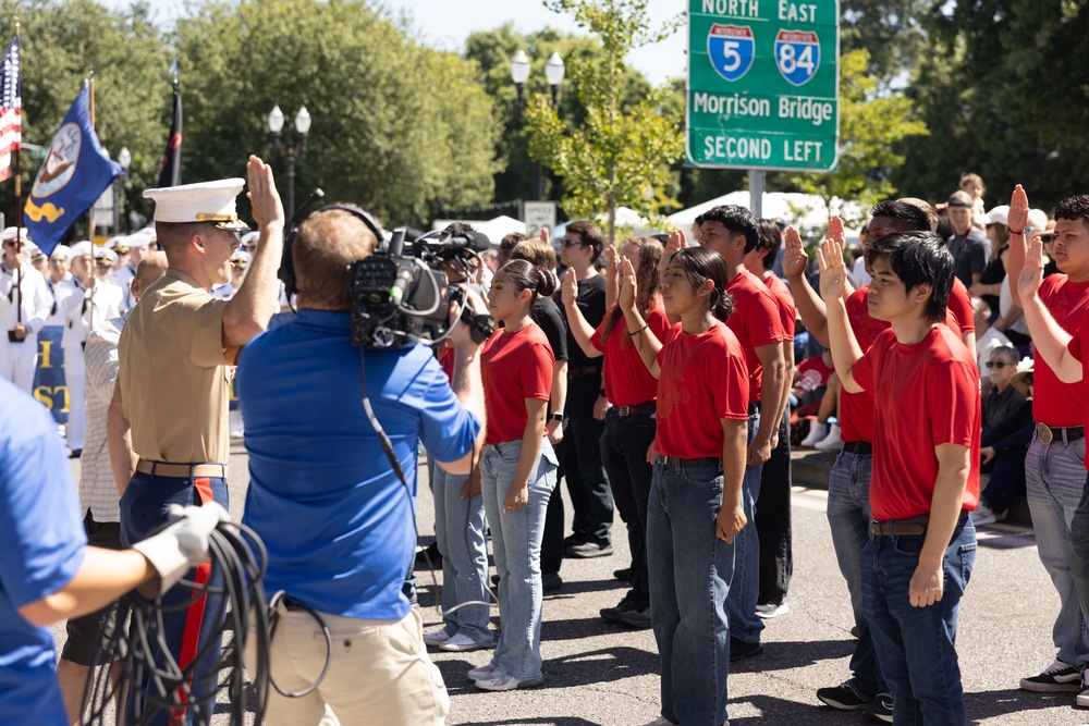 Portland Fleet Week: Grand Floral Parade