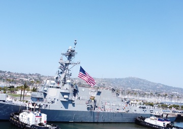 MANNING THE RAILS ABOARD USS CARL M LEVIN