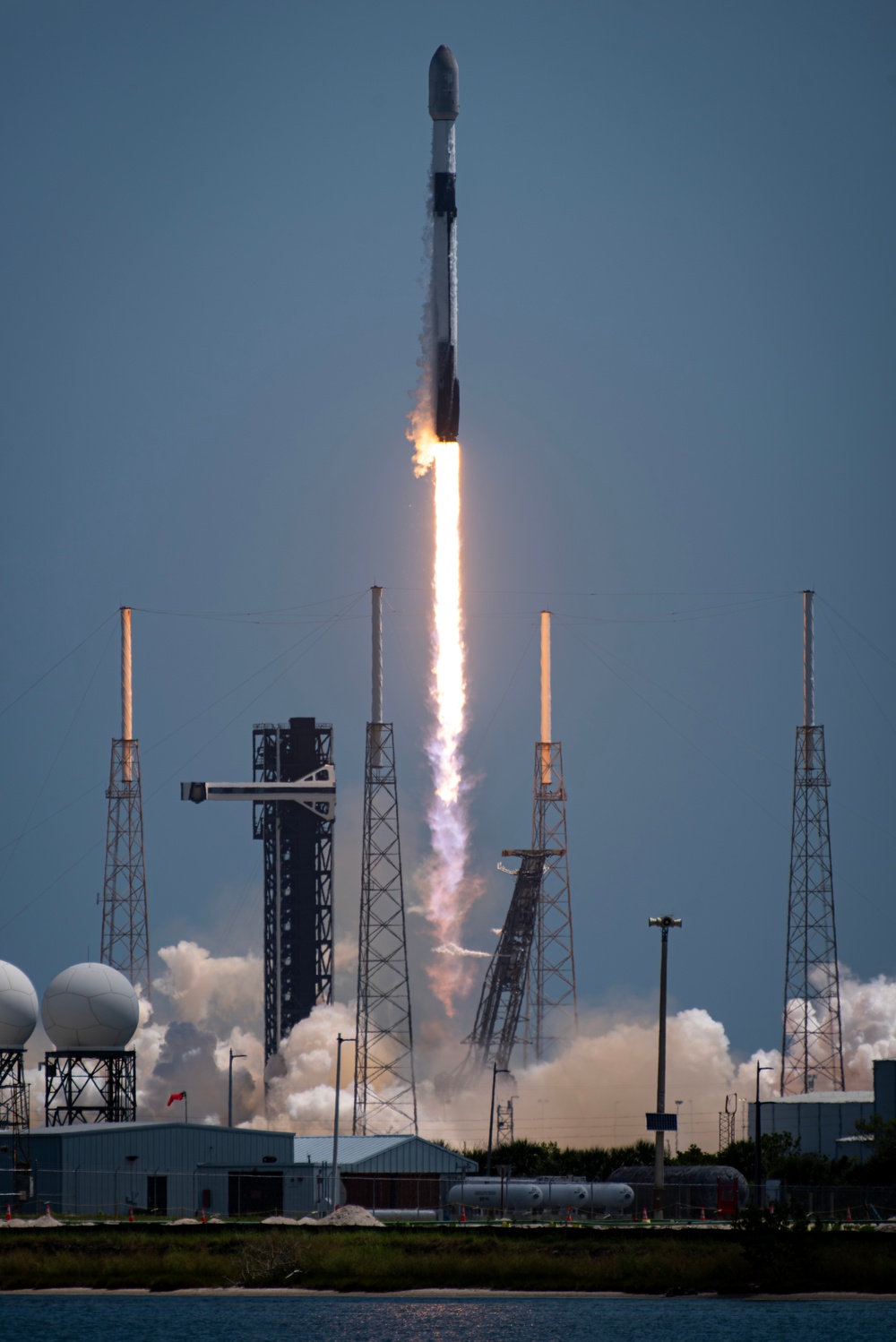 Starlink 12-26 Launches from Cape Canaveral Space Force Station
