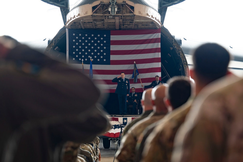 Schwartz takes command of the 436th OG