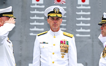 Captain Nice Assumes Command of Portsmouth Naval Shipyard