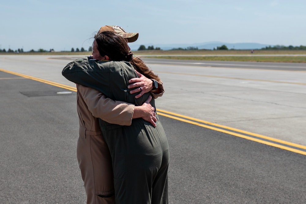 93rd Air Refueling Squadron Airmen return home from deployment