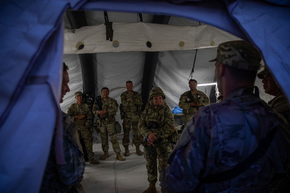 MG Beth Salisbury visits Soldiers during Global Medic