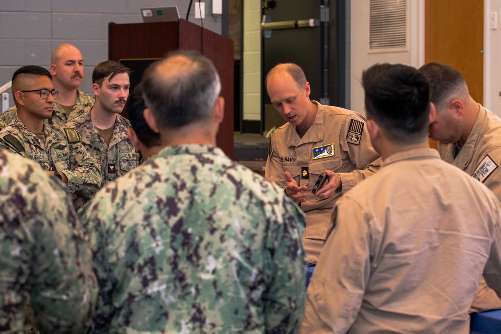 Independent Duty Corpsman Train on new Assistant Technology