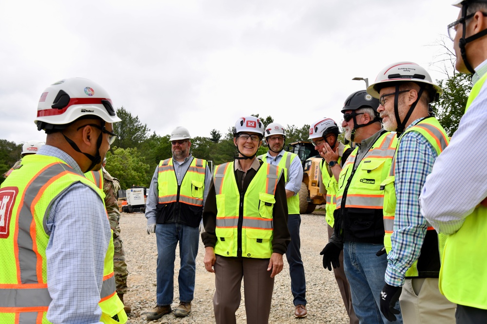 Maj. Gen. Kimberly Colloton tours New England District MIT Lincoln Laboratory project
