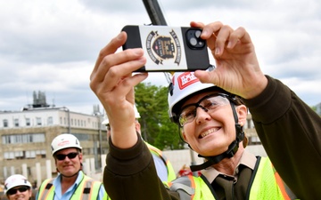 Maj. Gen. Kimberly Colloton tours New England District MIT Lincoln Laboratory project