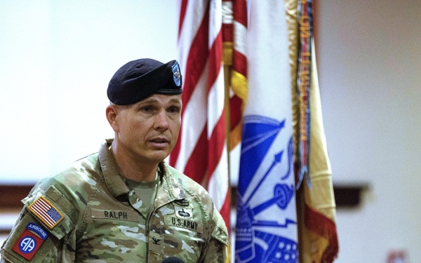 900th Contracting Battalion holds change of command ceremony