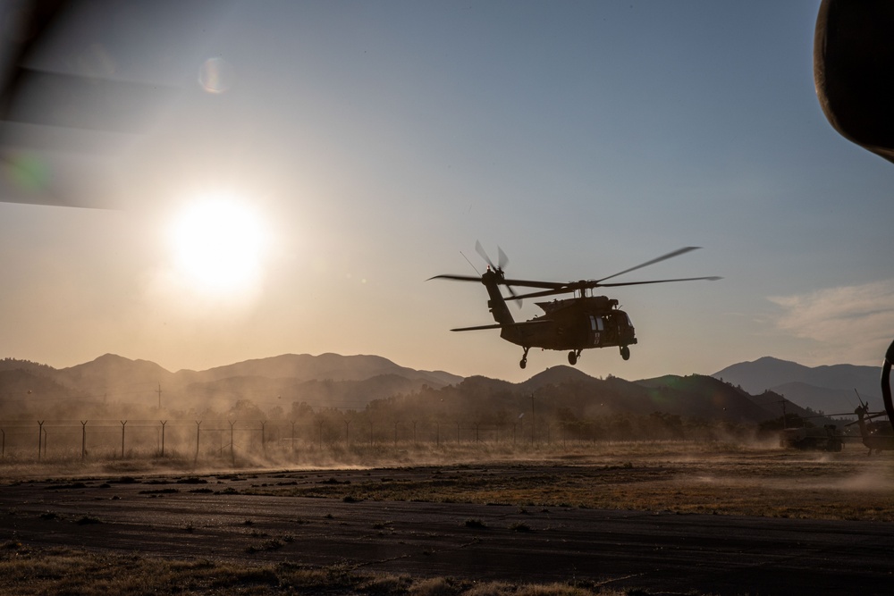 7th Battalion, 158th Aviation Regiment conducts flight operations