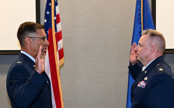 302AW Maintenance Commander Promotes to Colonel