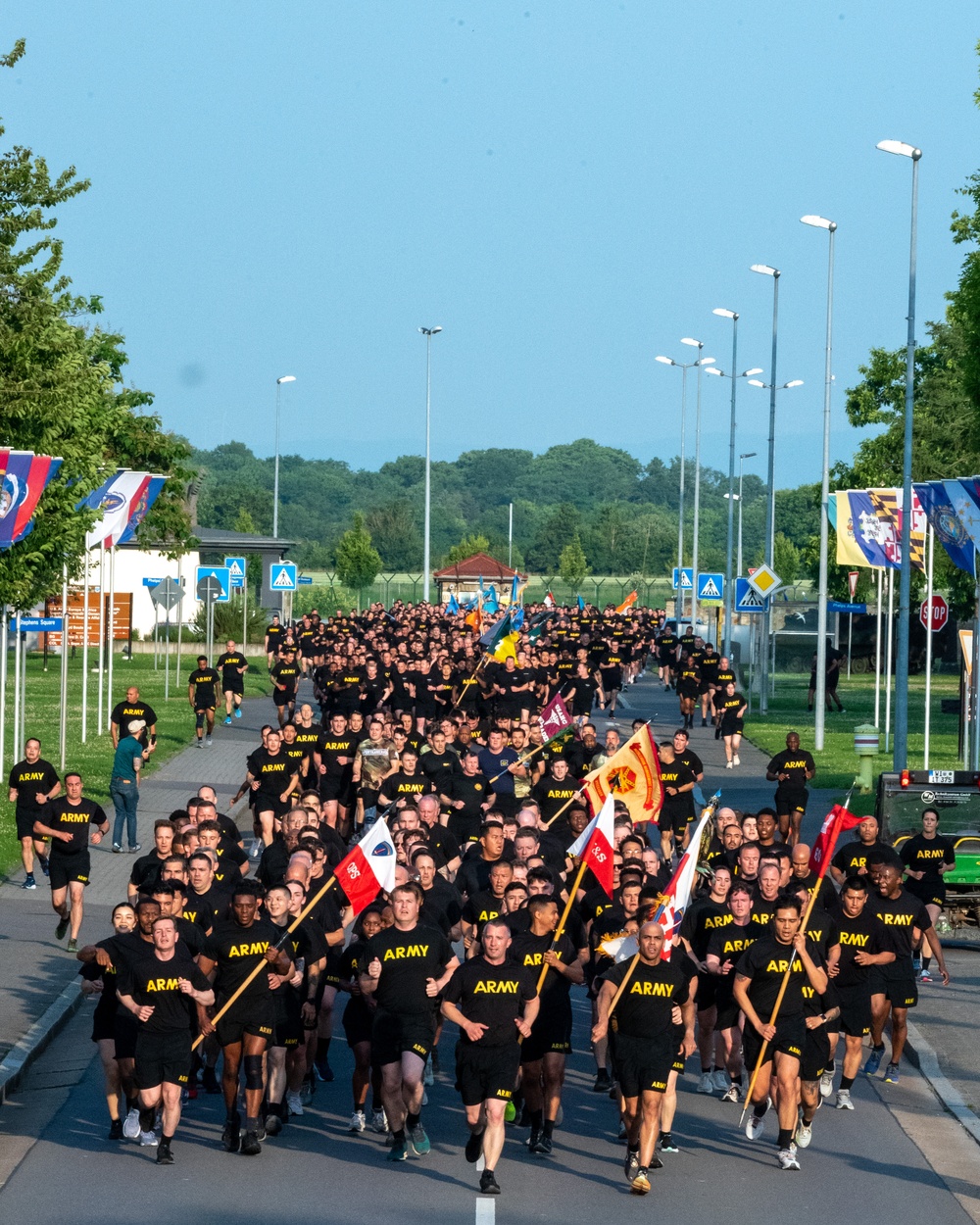 USAG Wiesbaden honors Army’s 250th anniversary with post run