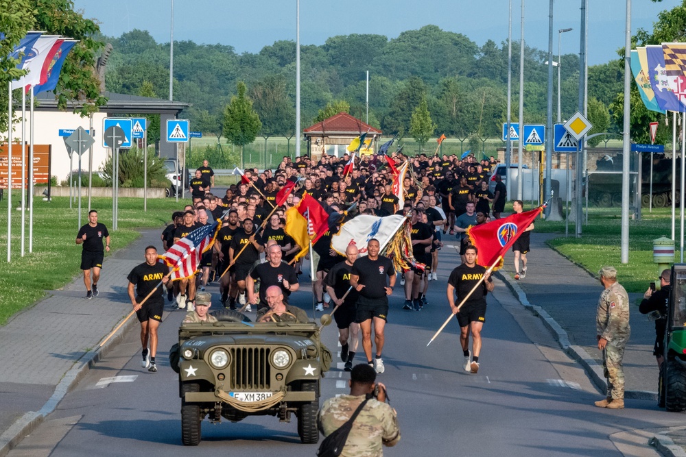 USAG Wiesbaden honors Army’s 250th anniversary with post run